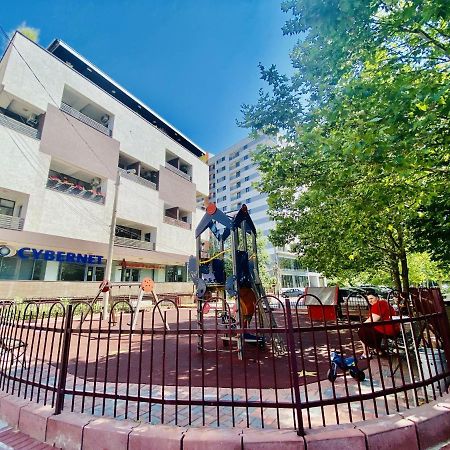 New City Studios With Balcony Бухарест Екстер'єр фото